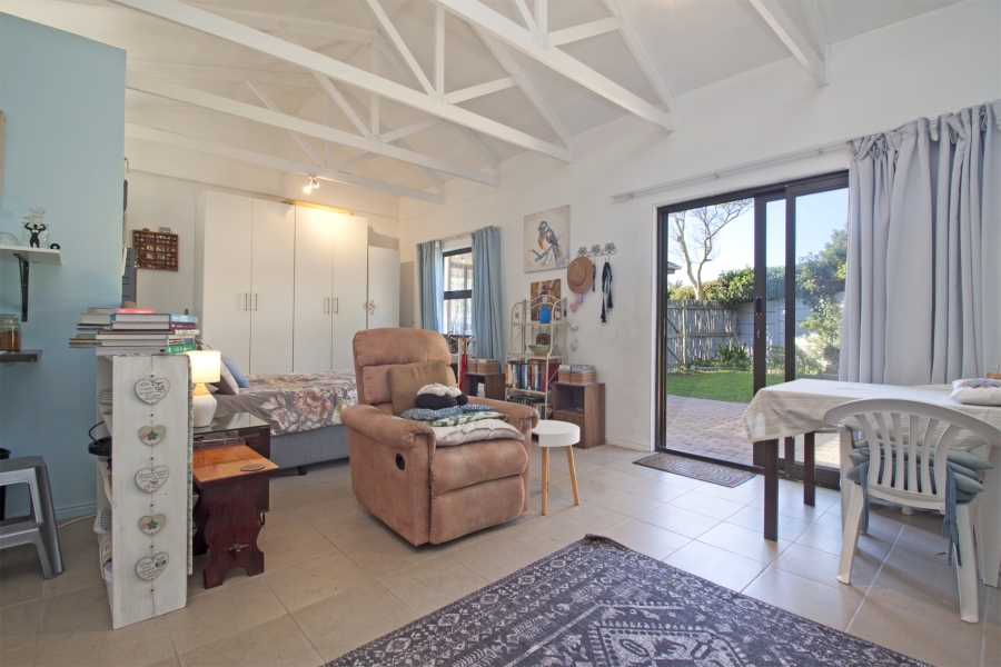 3 Bedroom Property for Sale in Milkwood Park Western Cape
